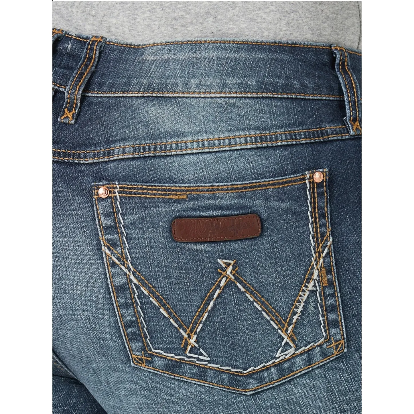 Wrangler Retro Mid Rise Jeans in Übergröße