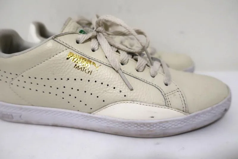 Puma Match Lo Sneakers Creme mit Patent-Lederbesatz Größe 7.5