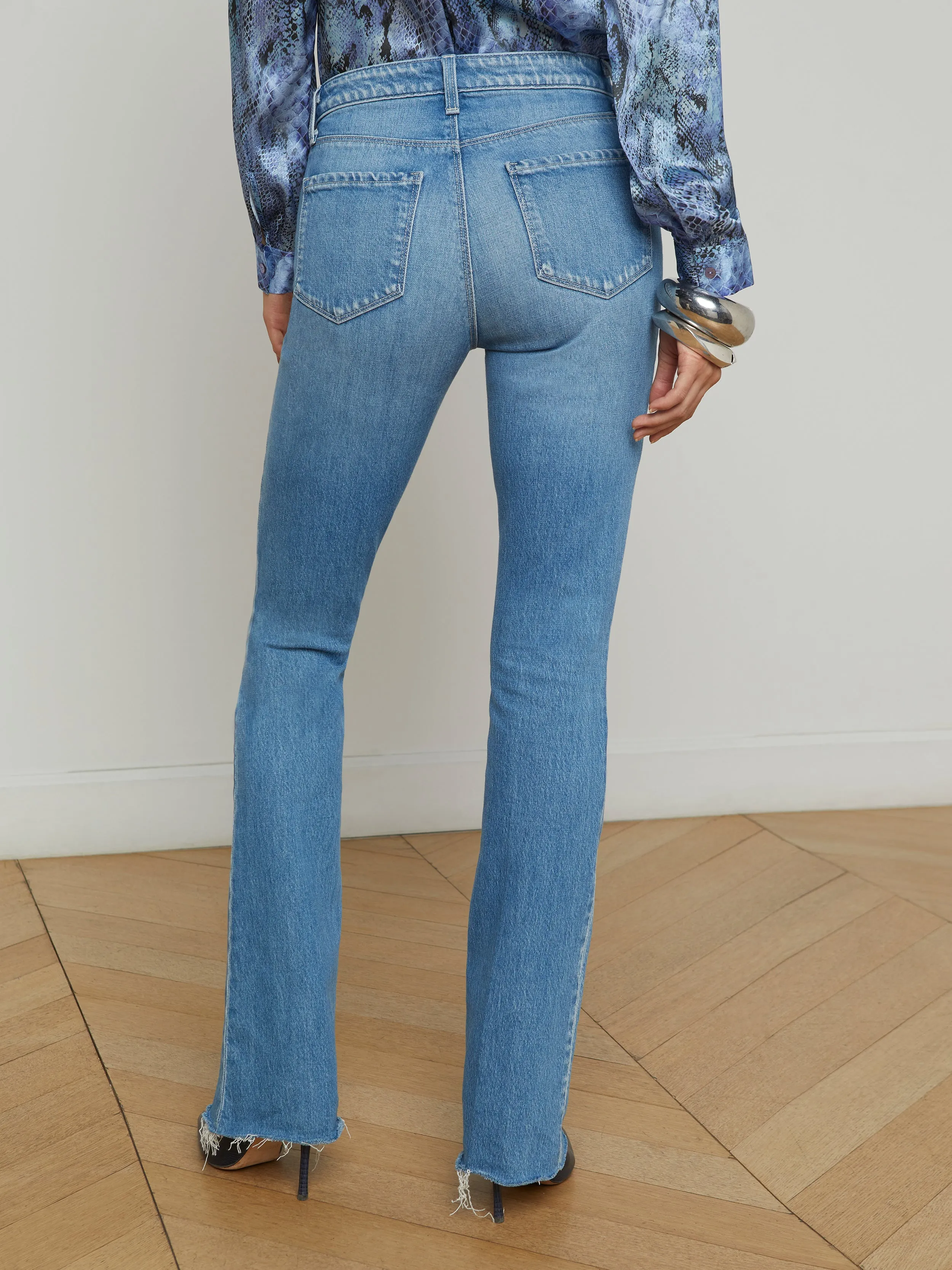 Ruth Gerade-Schnitt Jeans