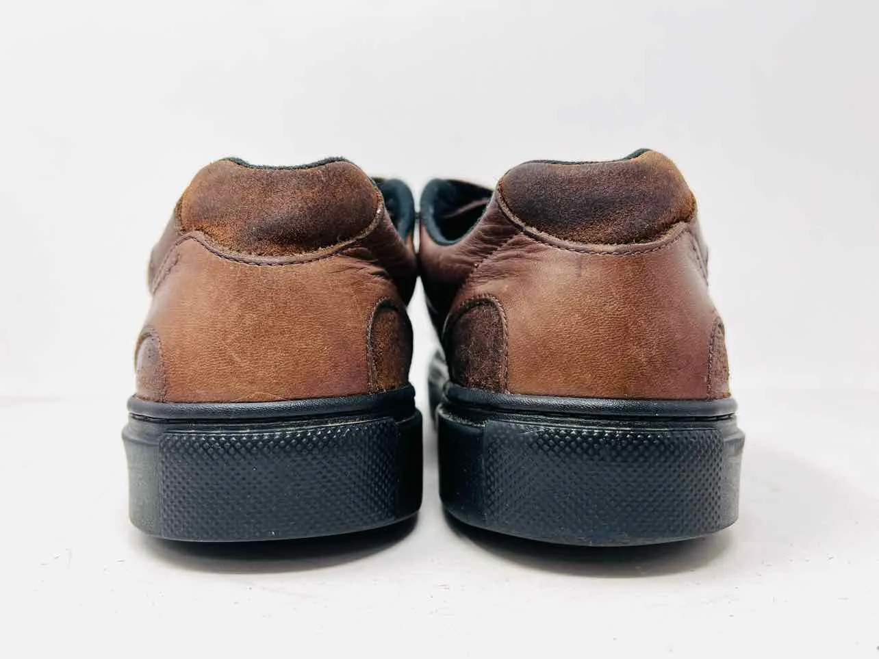 SAS Größe 9 Braune Samtleder Schuhe Sneakers WIE BESEHEN