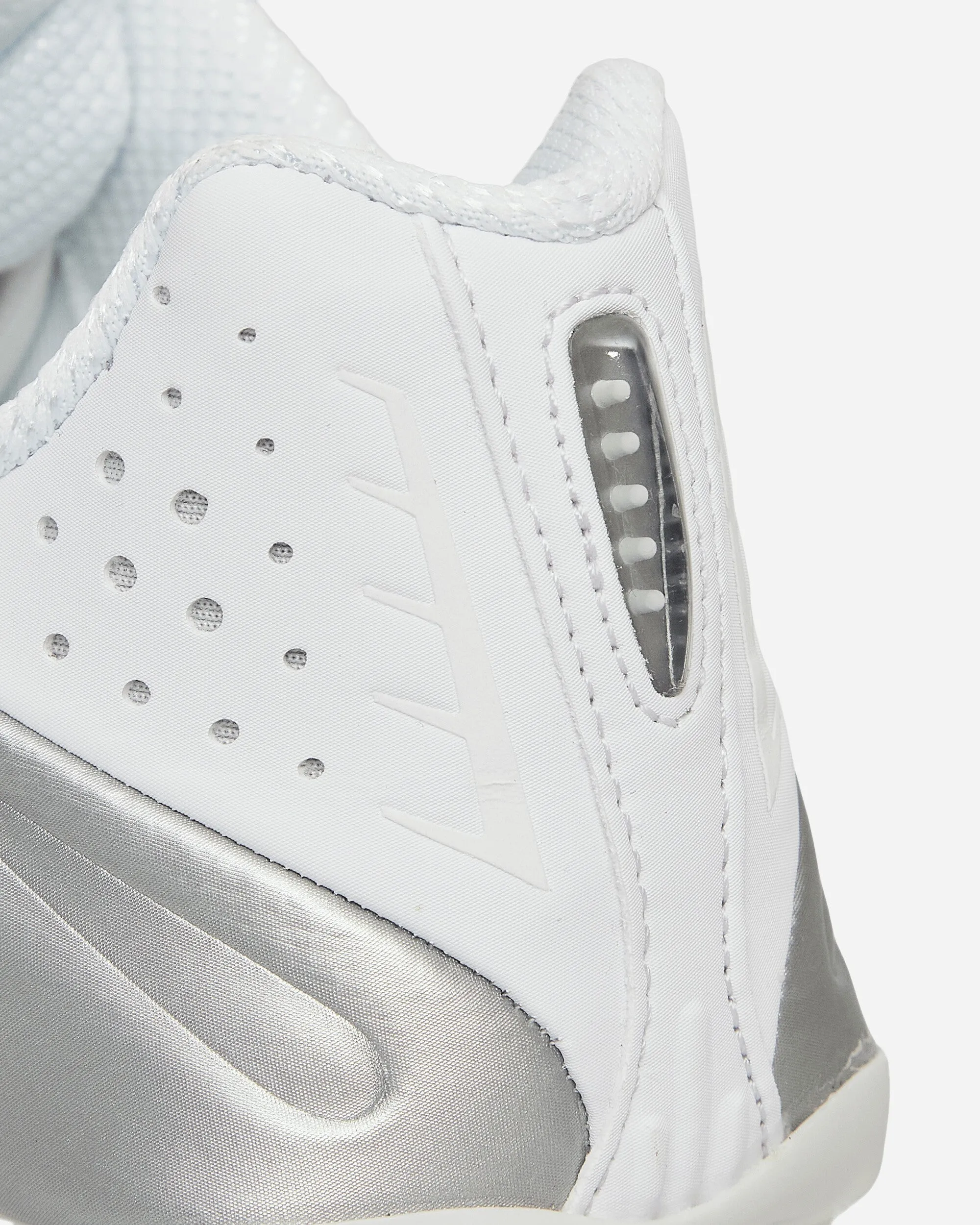 Shox R4 Sneakers Weiß / Metallisches Silber