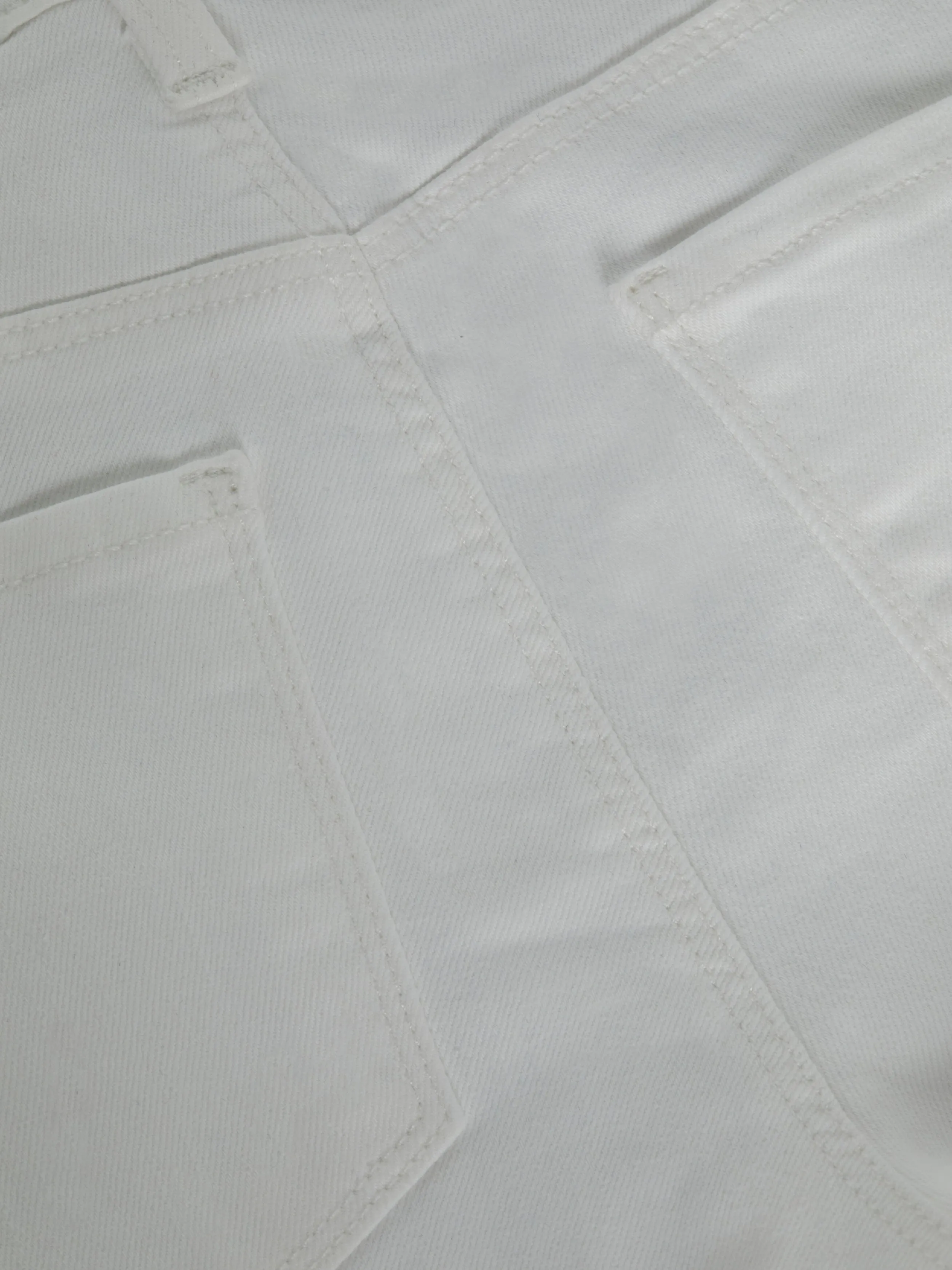 Sneeki Low-Rise Straight-Leg Jeans