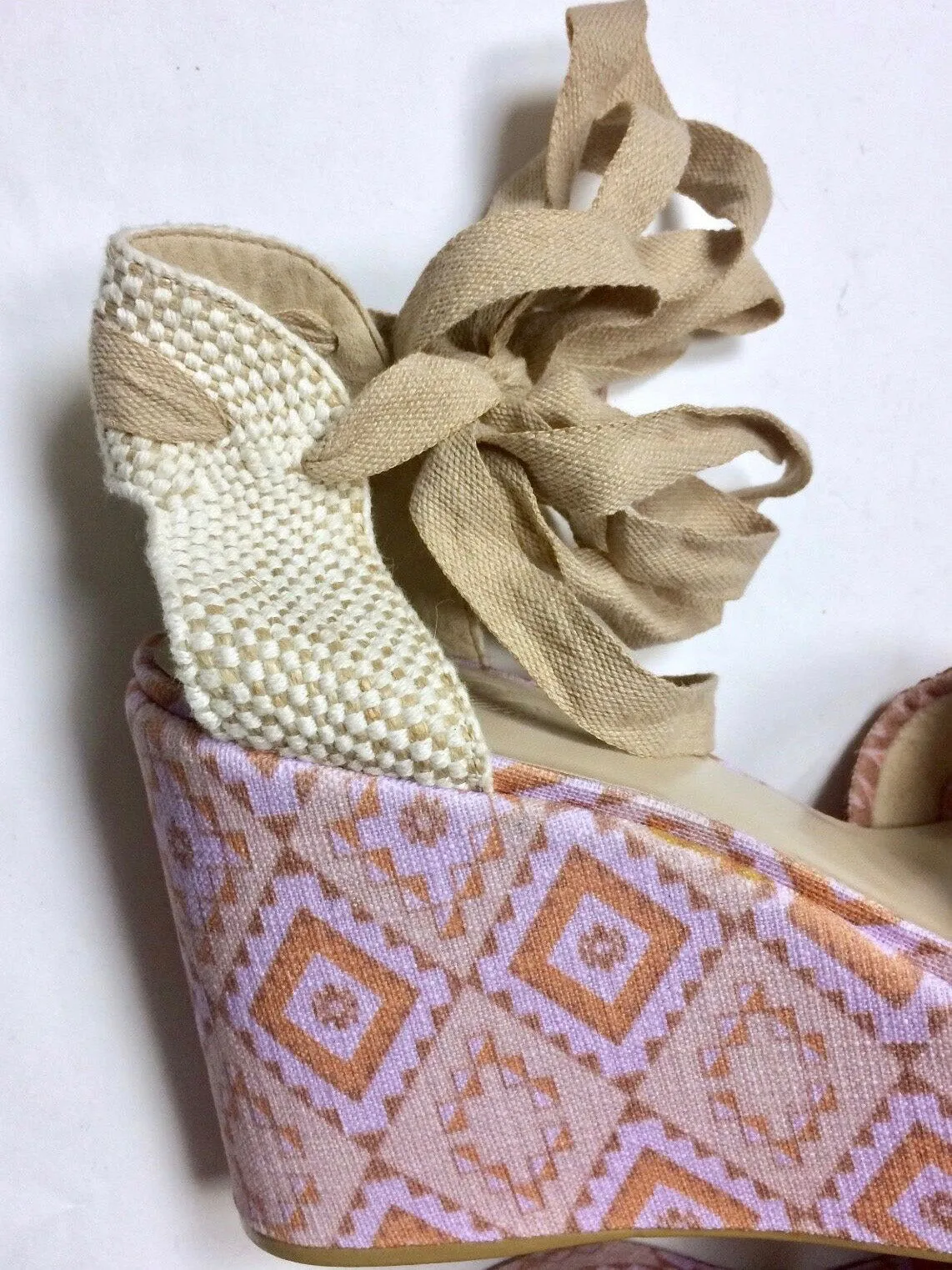 Theodora & Callum Größe 40 (9/9.5) Pink & Beige Keilabsatz Sandalen NWOB