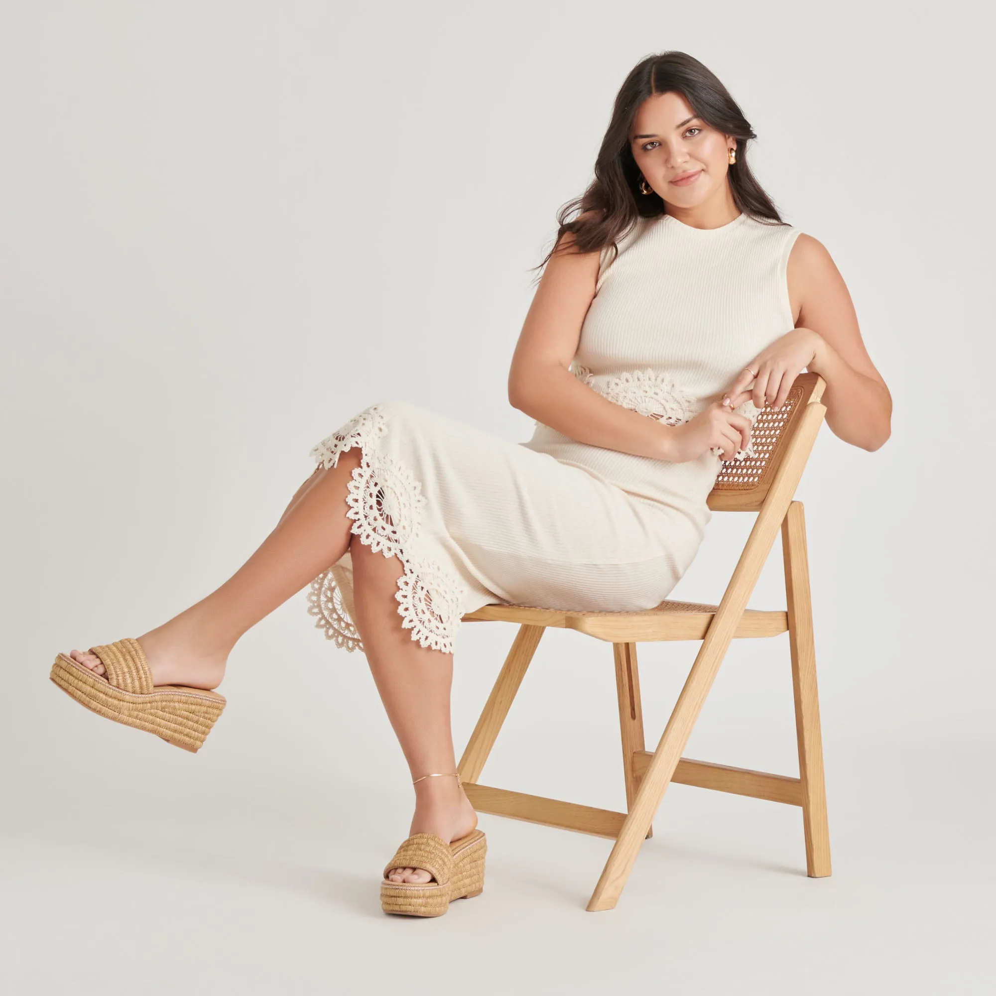 THRONE KEILABSÄTZE LT NATUR RAFFIA