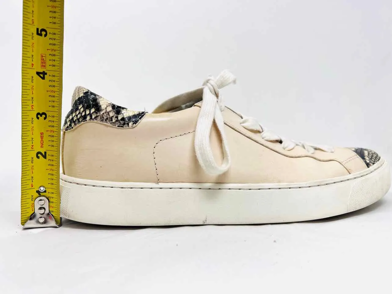 Veronica Beard Größe 10 Beige/Schwarz Blockierte Reptil-Optik AS IS Schuhe Sneaker