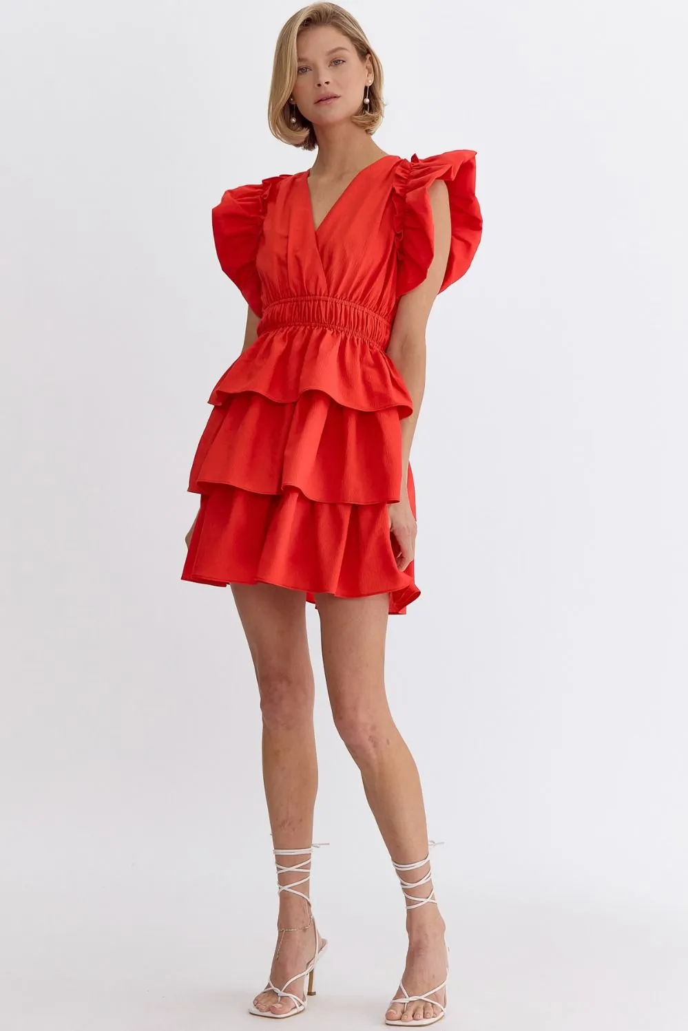 FRAUEN IM ROTEN KLEID
