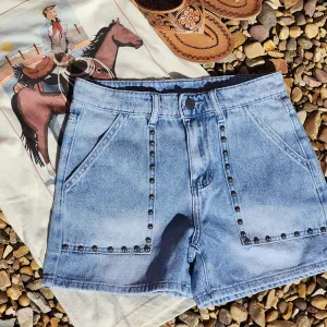 Damen Stonewash Shorts mit Nieten