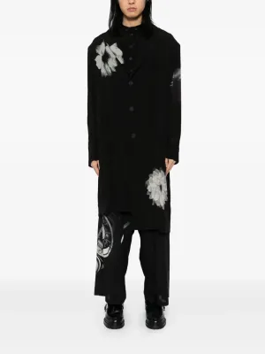 YOHJI YAMAMOTO POUR HOMME - Herren Jacke mit weißer Blumenprint und Schlitz